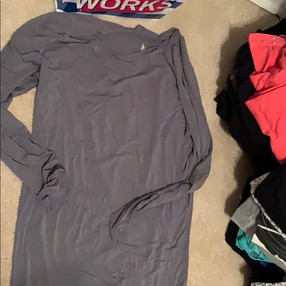 Lululemon long sleeve workout shirt